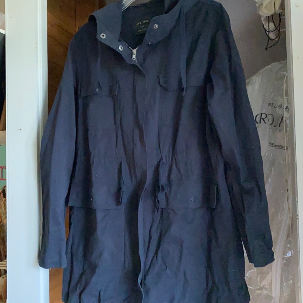 EUC Love Tree pocket trench with cinched waist